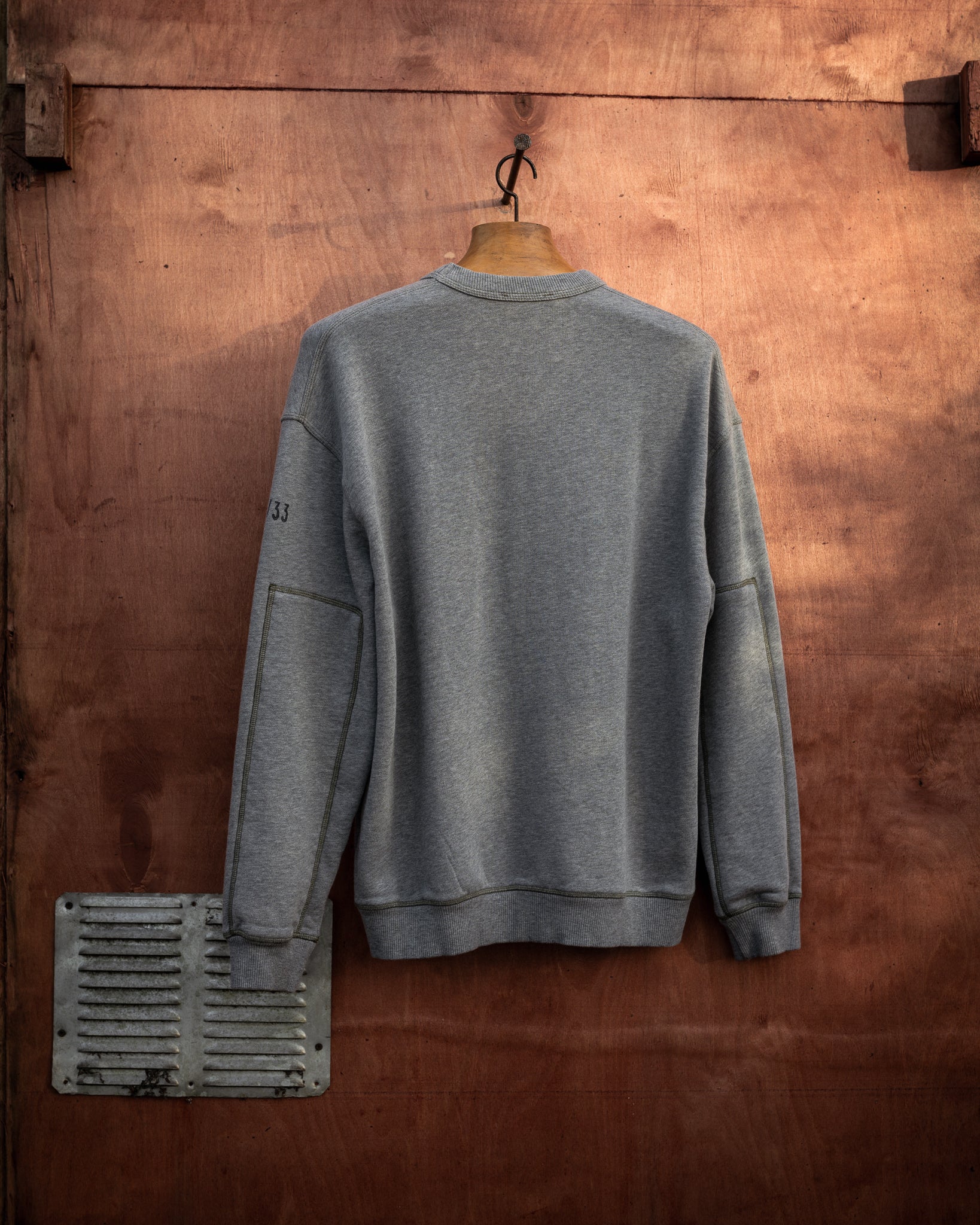 Constructed Crewneck Light Grey