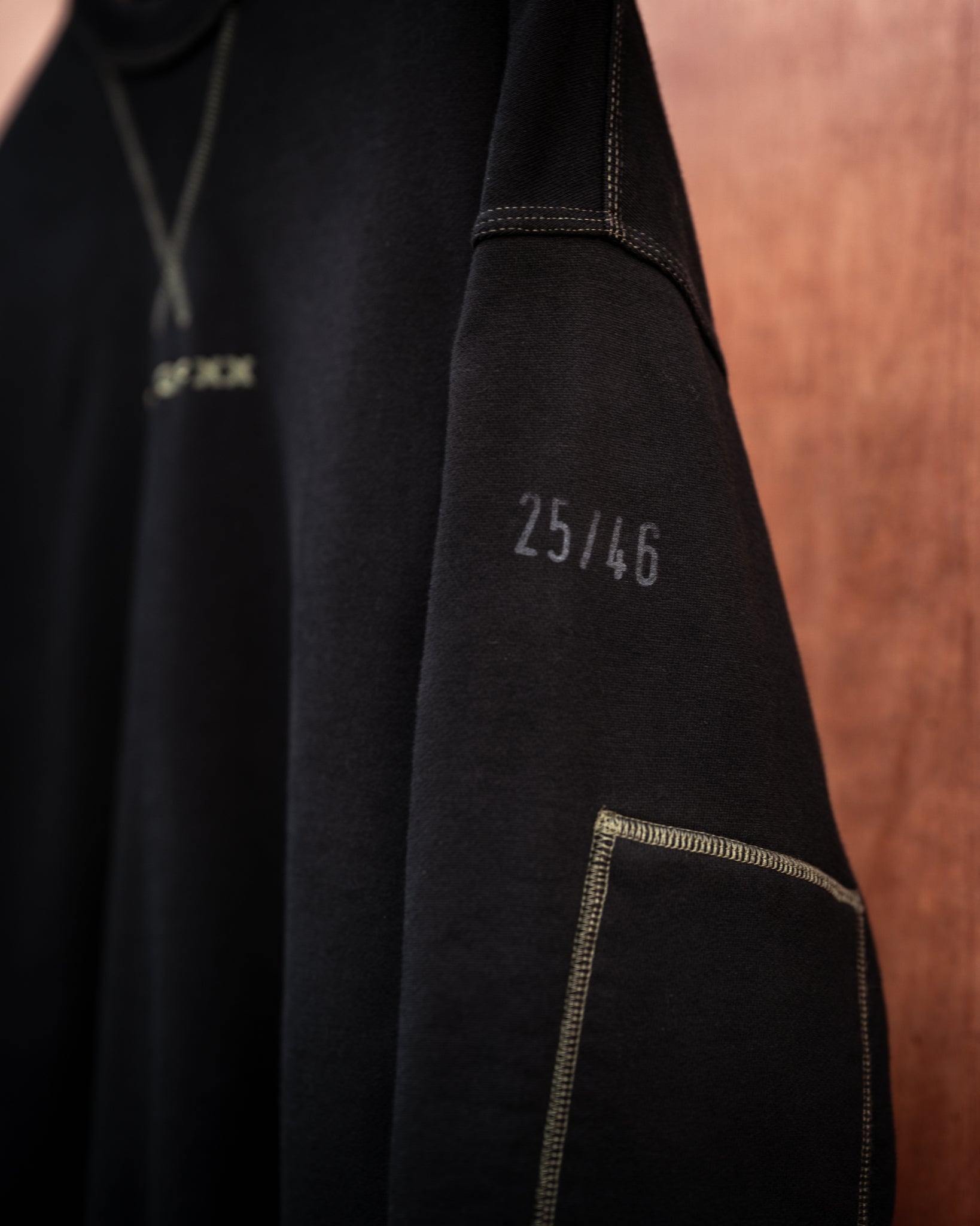 Constructed Crewneck Washed Black