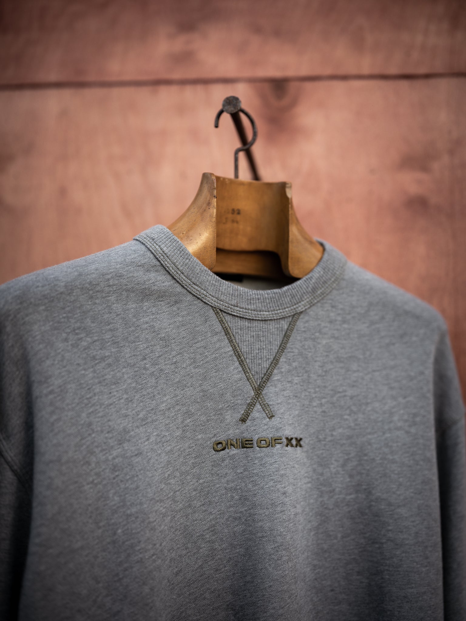 Constructed Crewneck Light Grey