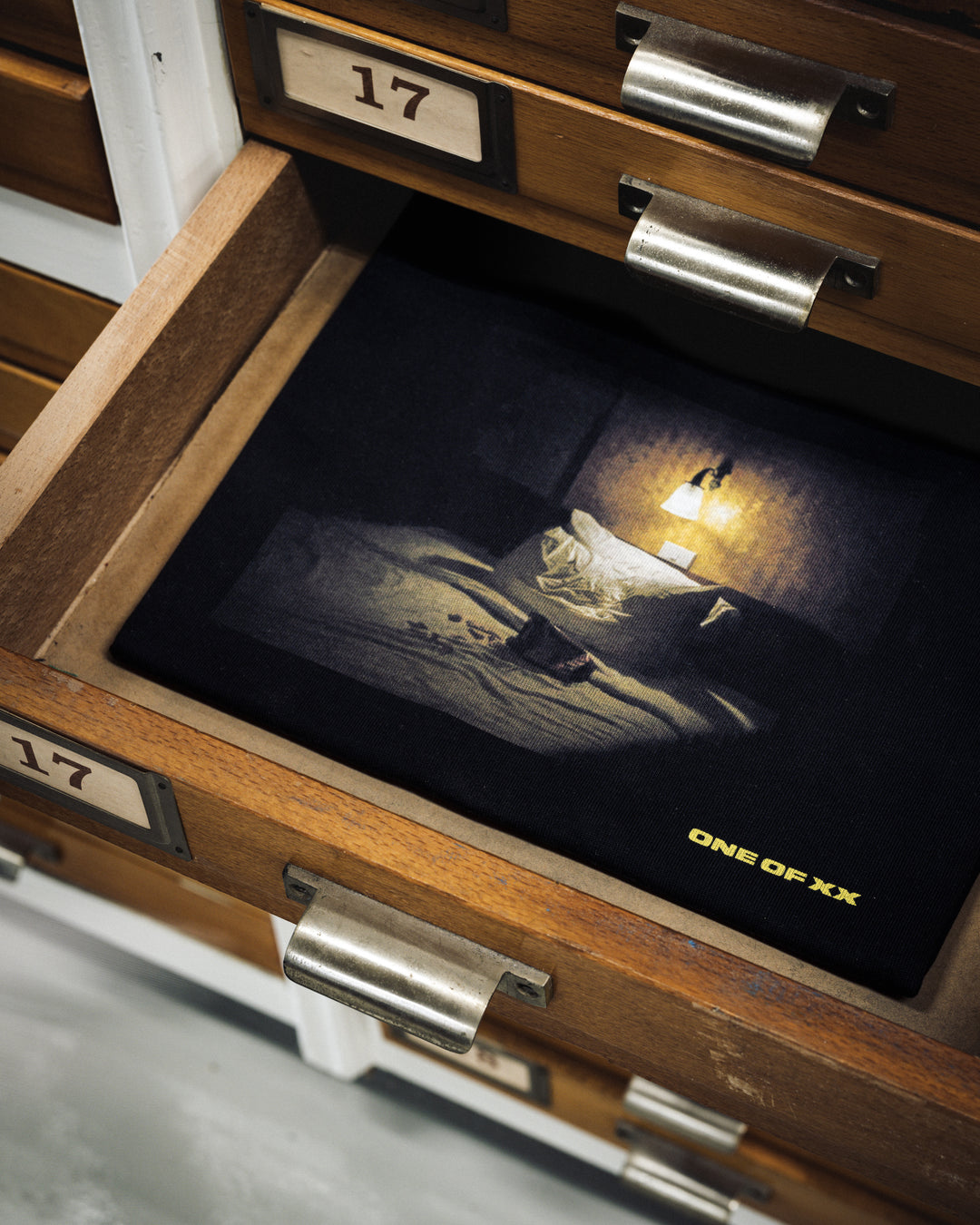 PHOTO T-SHIRT / MIDNIGHT MOTEL (ONE OF 17)