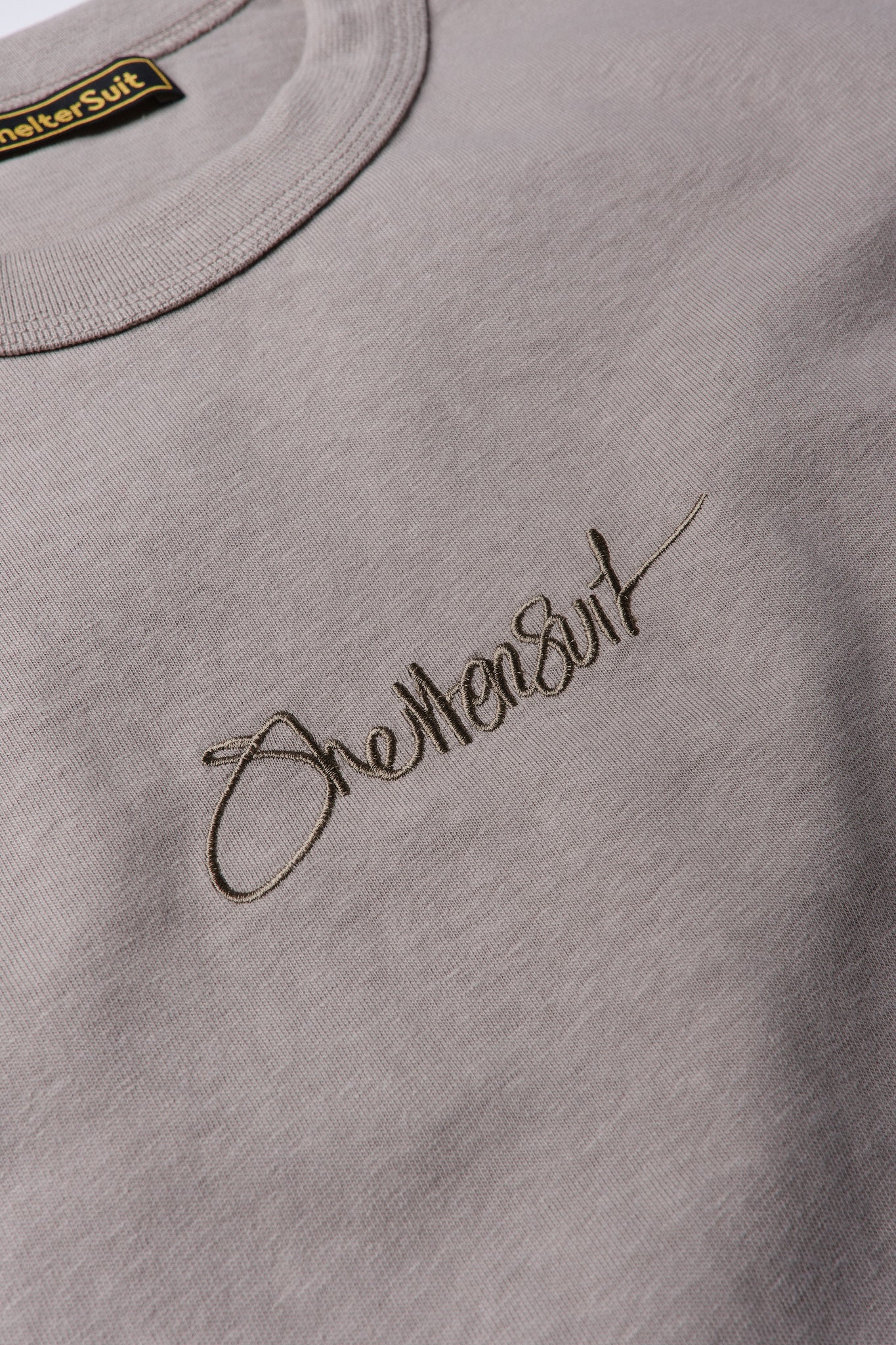 T-Shirt Dust - One of 32